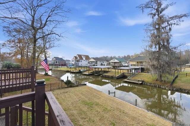 14467 Cabell St, Denham Springs, LA 70726