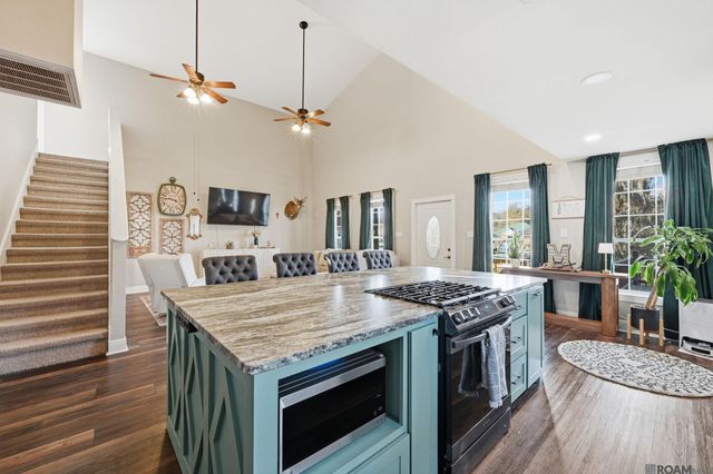 14467 Cabell St, Denham Springs, LA 70726