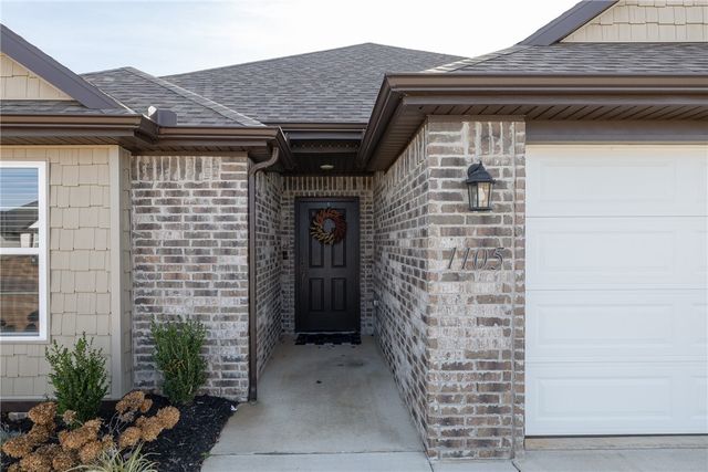 1105 Winifred Avenue, Lowell, AR 72745