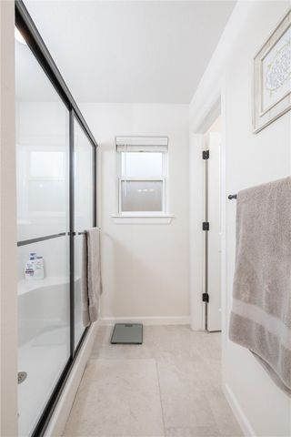 1105 Winifred Avenue, Lowell, AR 72745