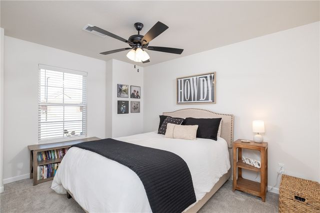 1105 Winifred Avenue, Lowell, AR 72745