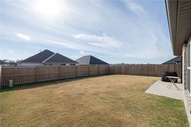 1105 Winifred Avenue, Lowell, AR 72745