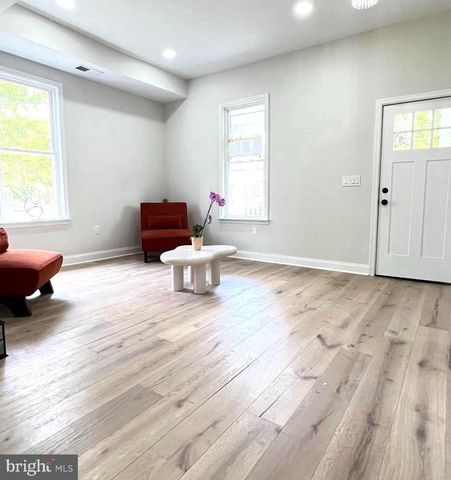 4216 VERMONT AVE, Baltimore, MD 21229