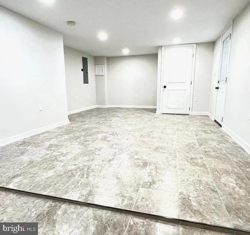 4216 VERMONT AVE, Baltimore, MD 21229
