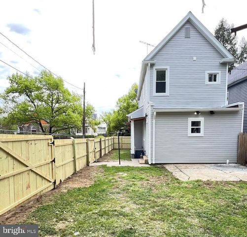 4216 VERMONT AVE, Baltimore, MD 21229
