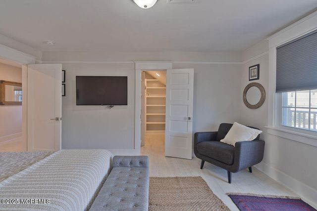 25 Shrewsbury Avenue, Highlands, NJ 07732