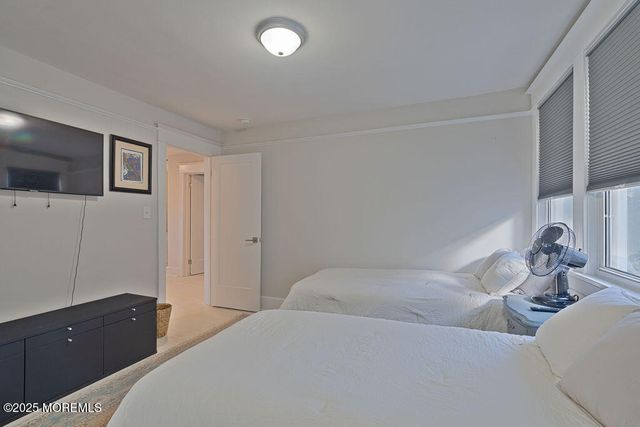 25 Shrewsbury Avenue, Highlands, NJ 07732