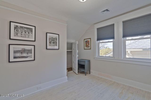 25 Shrewsbury Avenue, Highlands, NJ 07732