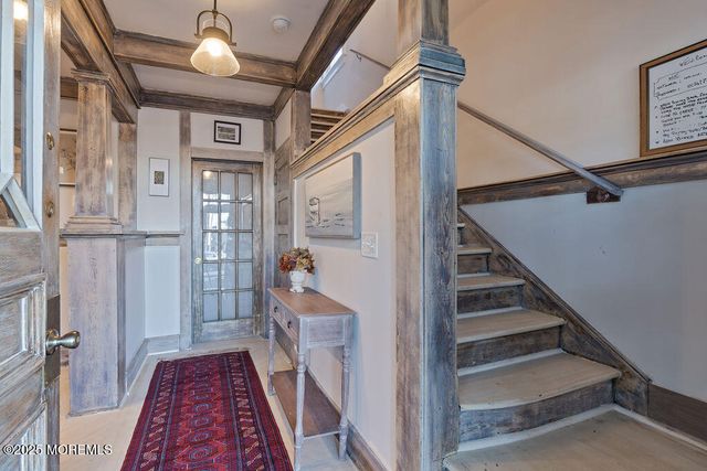 25 Shrewsbury Avenue, Highlands, NJ 07732