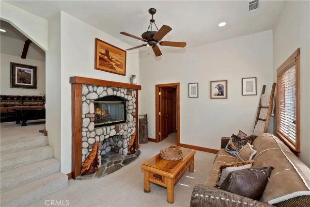 28637 Shenandoah, Lake Arrowhead, CA 92352