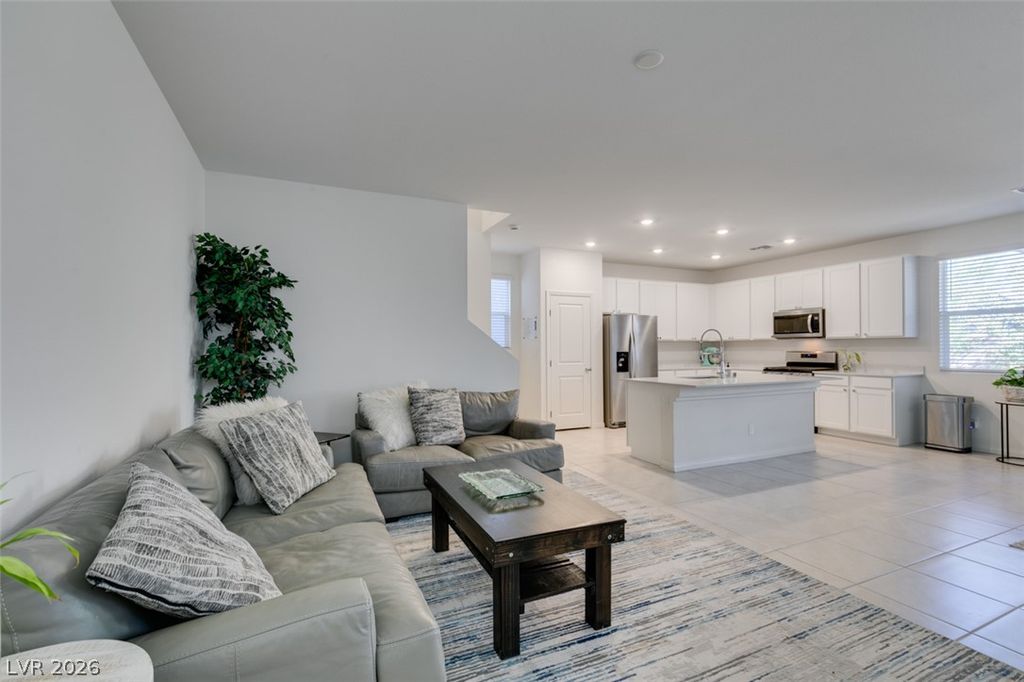 4266 Golden Fleece Avenue, Las Vegas, NV 89141 — photo 5