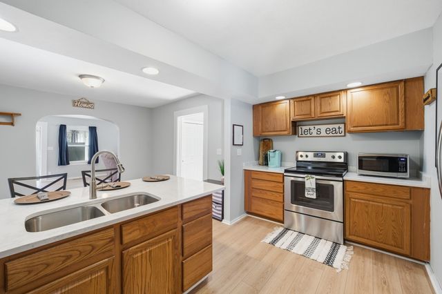 3814 Columbia Street, Des Moines, IA 50313