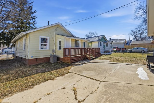 3814 Columbia Street, Des Moines, IA 50313