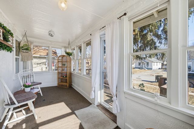 3814 Columbia Street, Des Moines, IA 50313