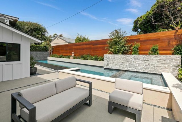 8471 El Paseo Grande, La Jolla, CA 92037