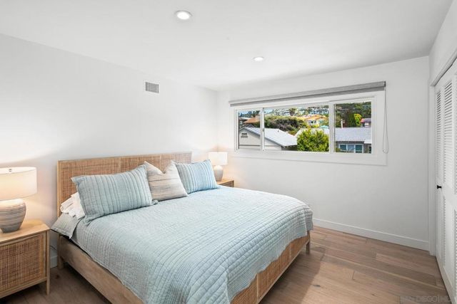 8471 El Paseo Grande, La Jolla, CA 92037