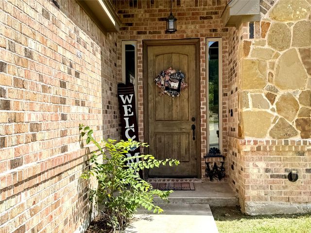 1025 Tex Lane, Springtown, TX 76082