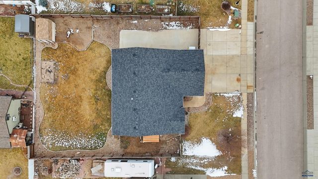 10127 REMINGTON ST, Summerset, SD 57718