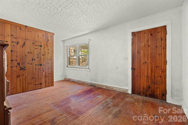 48 & 49 Cedar Mountain Road, Asheville, NC 28803