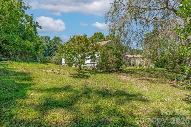 48 & 49 Cedar Mountain Road, Asheville, NC 28803