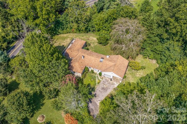 48 & 49 Cedar Mountain Road, Asheville, NC 28803