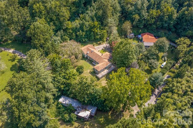 48 & 49 Cedar Mountain Road, Asheville, NC 28803