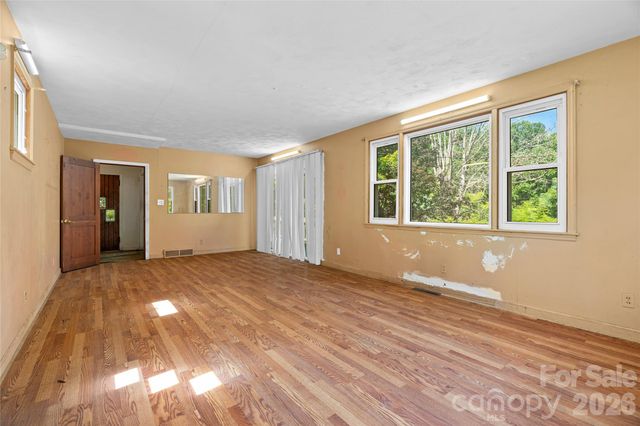 48 & 49 Cedar Mountain Road, Asheville, NC 28803