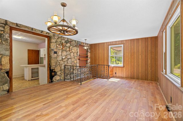 48 & 49 Cedar Mountain Road, Asheville, NC 28803