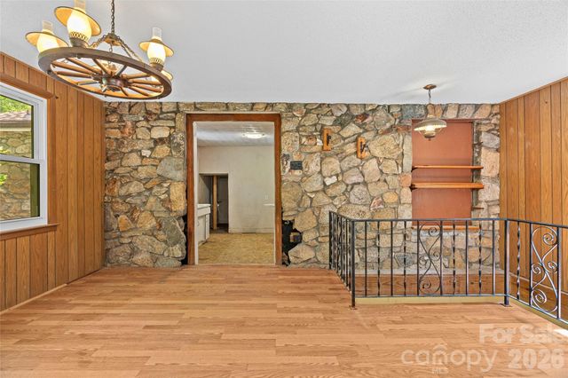 48 & 49 Cedar Mountain Road, Asheville, NC 28803