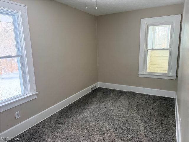 980 W Laclede Avenue, Youngstown, OH 44511