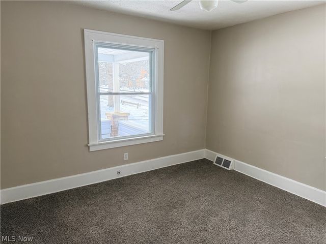 980 W Laclede Avenue, Youngstown, OH 44511