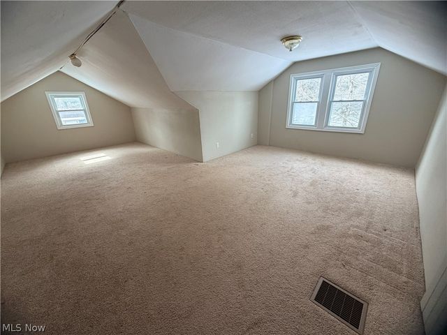 980 W Laclede Avenue, Youngstown, OH 44511