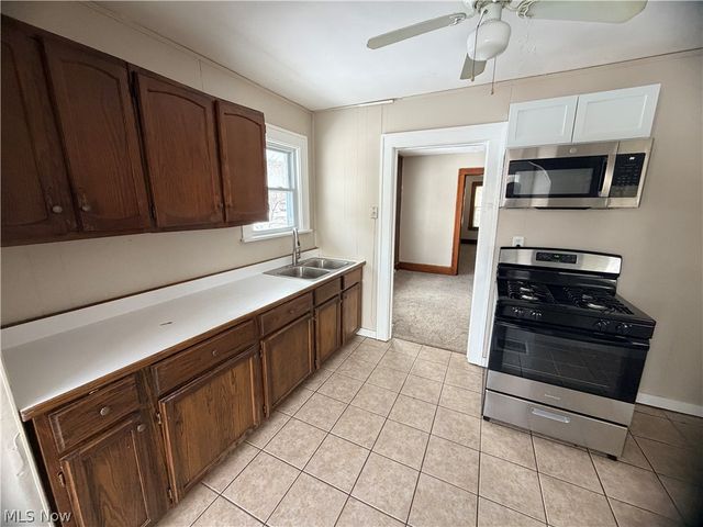 980 W Laclede Avenue, Youngstown, OH 44511