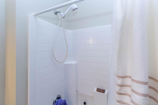 50413 Monroe Street, Canton Charter Township, MI 48188