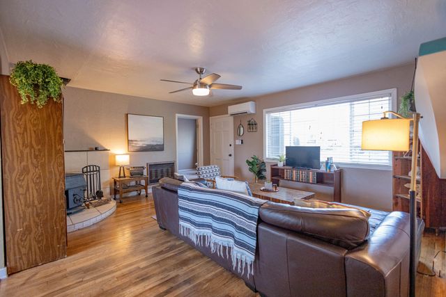 4549 Harrison Avenue, Redding, CA 96001