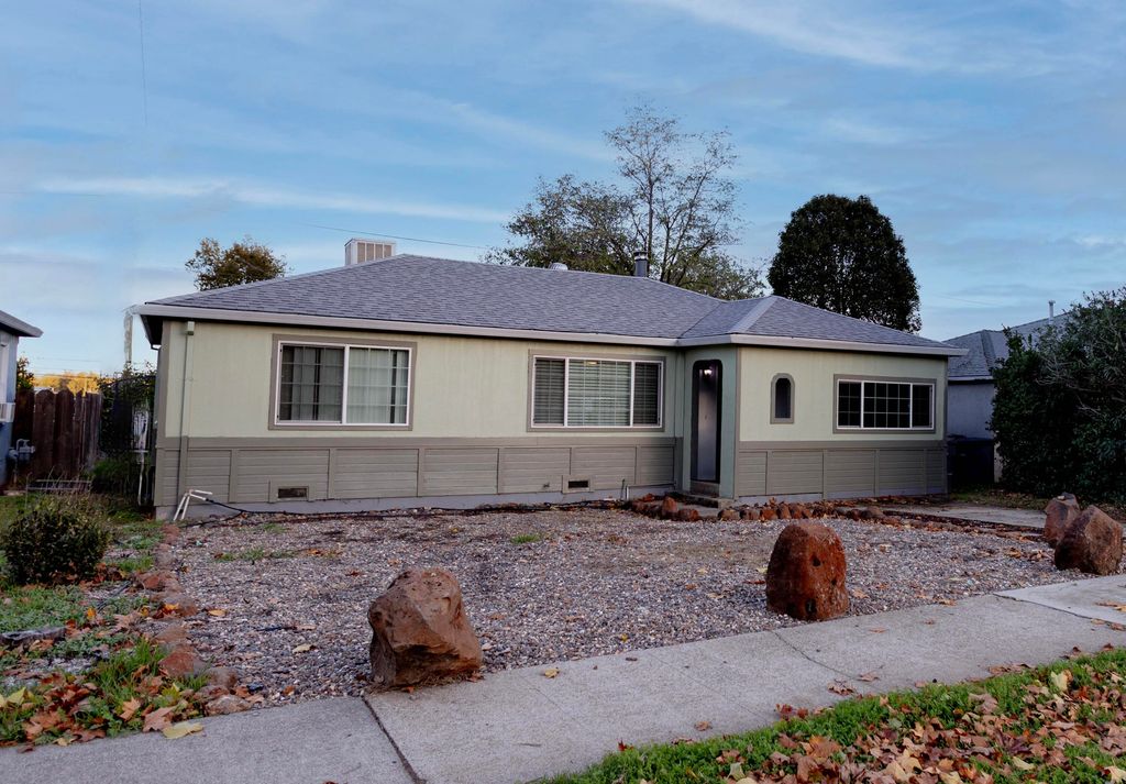 4549 Harrison Avenue, Redding, CA 96001