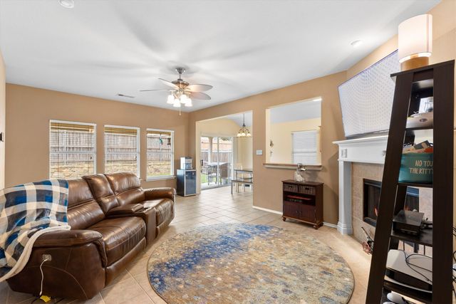 2000 Meadow View Drive, Princeton, TX 75407