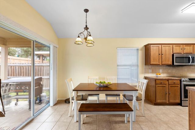 2000 Meadow View Drive, Princeton, TX 75407