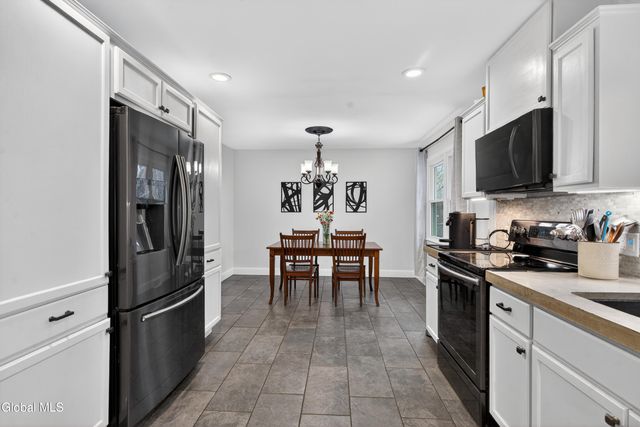 23 Northcrest Drive, Clifton Park, NY 12065