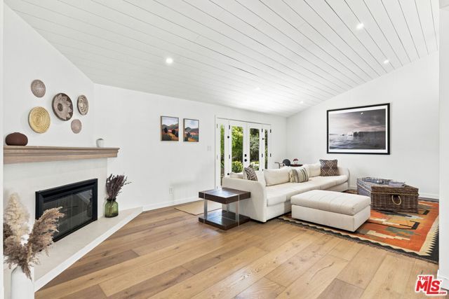 1131 Rancho Drive, Ojai, CA 93023