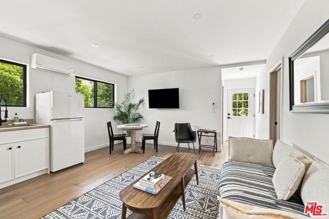 1131 Rancho Drive, Ojai, CA 93023