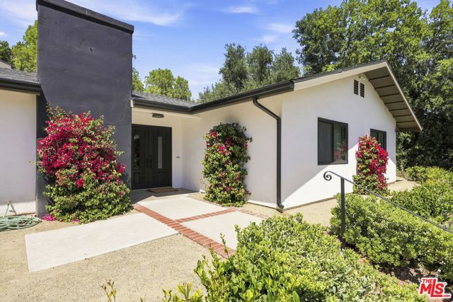 1131 Rancho Drive, Ojai, CA 93023
