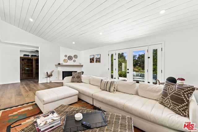 1131 Rancho Drive, Ojai, CA 93023