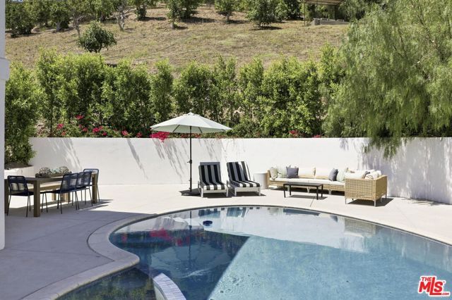 1131 Rancho Drive, Ojai, CA 93023