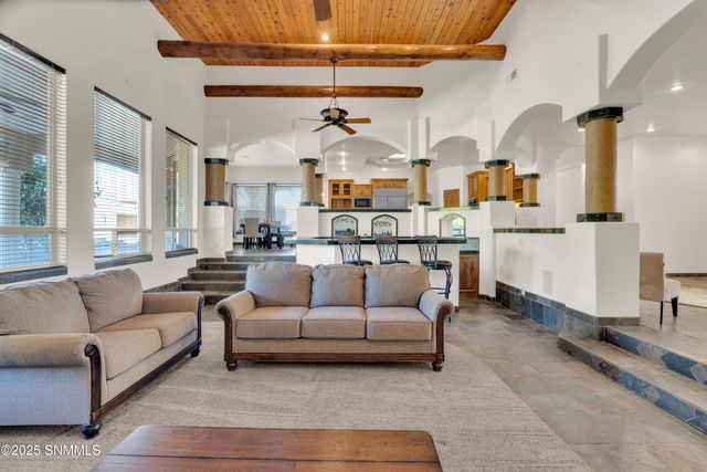 4705 Lost Wrangler Way, Las Cruces, NM 88007