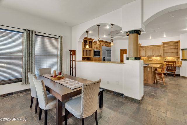 4705 Lost Wrangler Way, Las Cruces, NM 88007