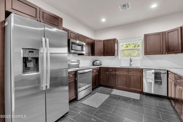 4705 Lost Wrangler Way, Las Cruces, NM 88007