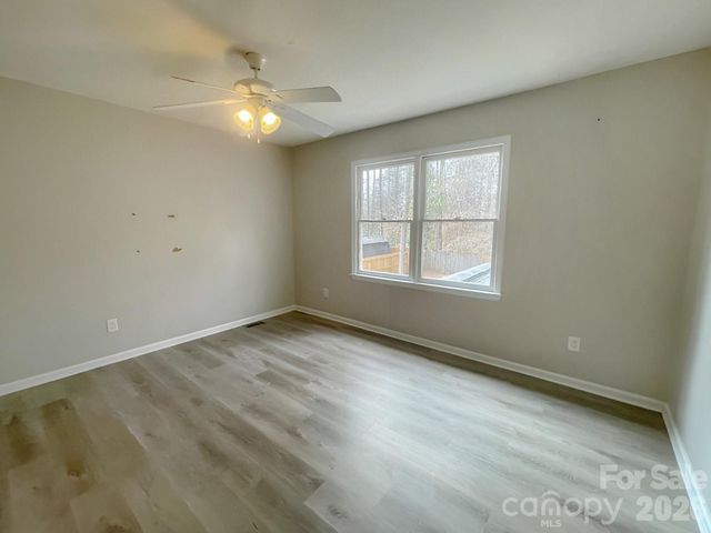 2229 Century Oaks Lane, Charlotte, NC 28262