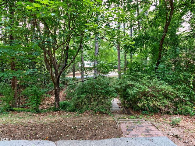 411 Yorktown Drive, Chapel Hill, NC 27516