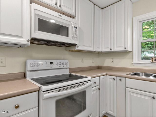411 Yorktown Drive, Chapel Hill, NC 27516